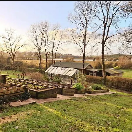 Feriehus Waterside Sanctuary