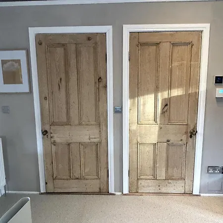 Waterside Sanctuary *