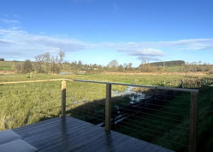 Waterside Sanctuary *