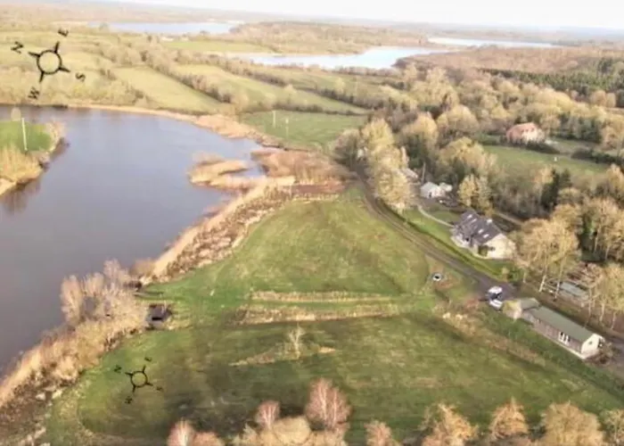 Waterside Sanctuary Semesterbostad