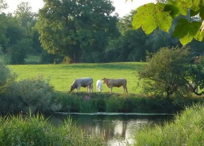 Semesterbostad Waterside Sanctuary